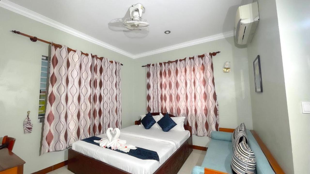 Khemra I Guesthouse กำปอต ภายนอก รูปภาพ