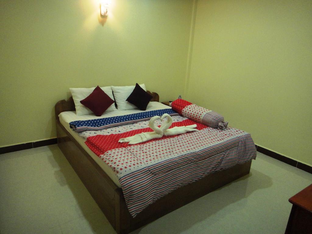 Khemra I Guesthouse กำปอต ห้อง รูปภาพ