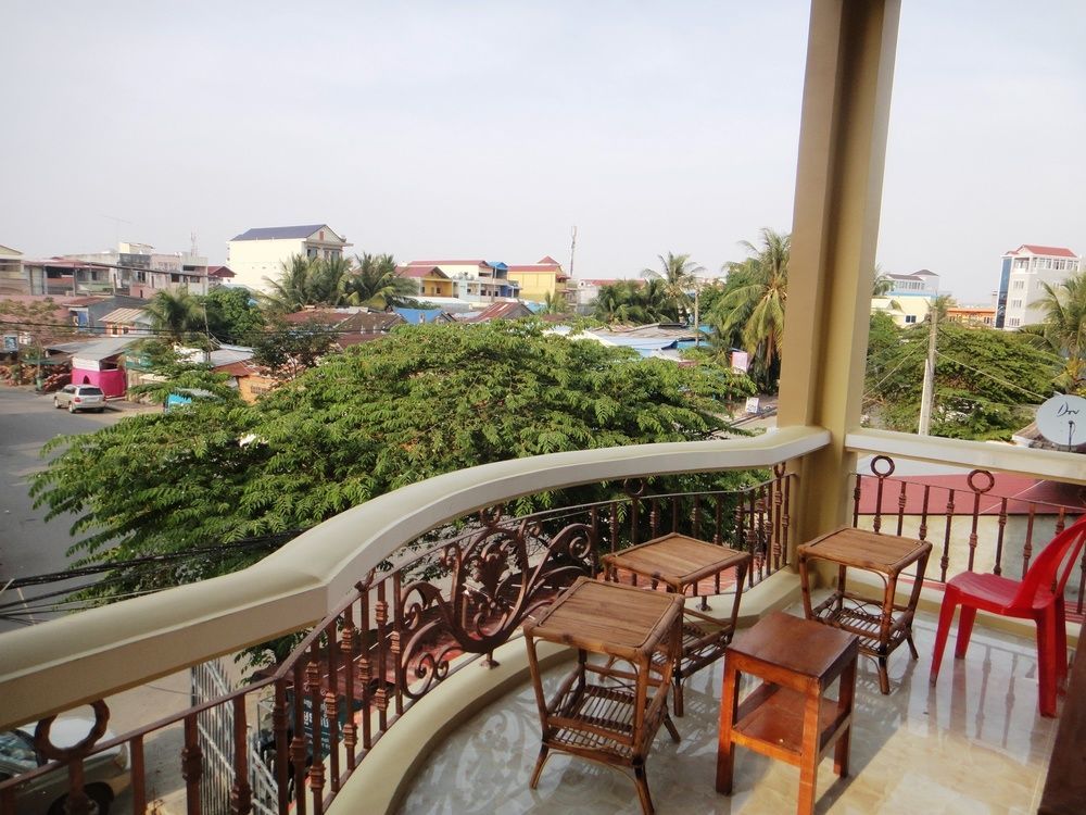 Khemra I Guesthouse กำปอต ภายนอก รูปภาพ